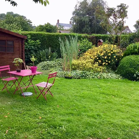 Belle Petite Indépendante Chez L’habitant. 3* Thuit-Hebert
